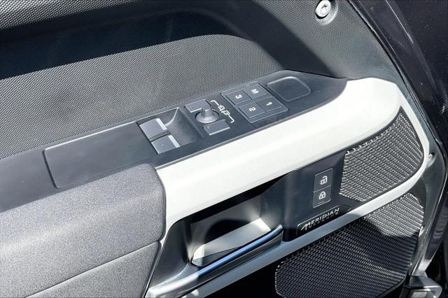 2023 Land Rover Defender 90 X-Dynamic SE