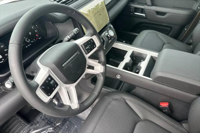 2026 Land Rover Defender P400 X-Dynamic SE