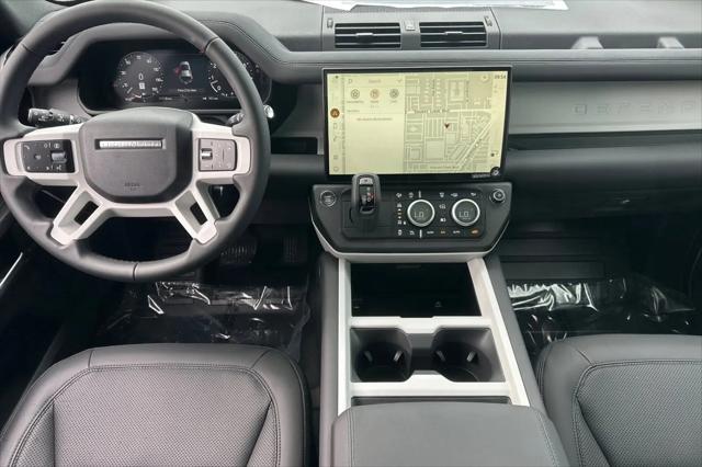 2026 Land Rover Defender P400 X-Dynamic SE