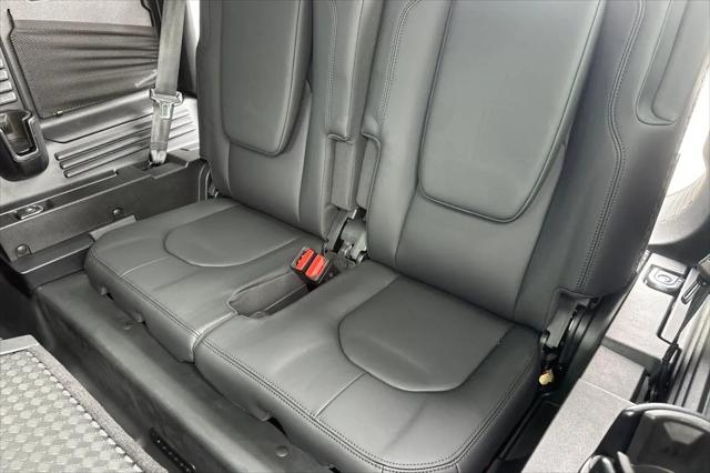 2026 Land Rover Defender P400 X-Dynamic SE