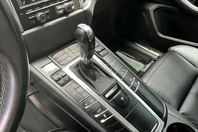 2016 Porsche Macan S
