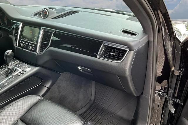 2016 Porsche Macan S