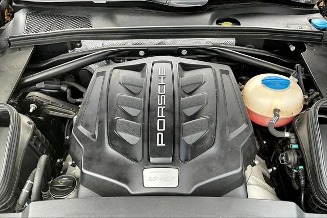 2016 Porsche Macan S