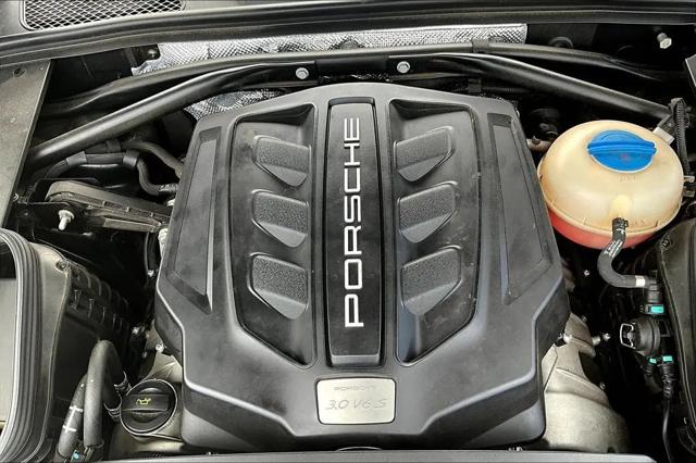 2016 Porsche Macan S