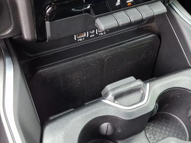 2025 Ram 1500 Big Horn Crew Cab 4x4 5'7" Box
