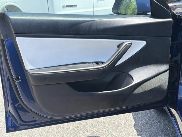 2021 Tesla Model 3 Standard Range Plus Rear-Wheel Drive