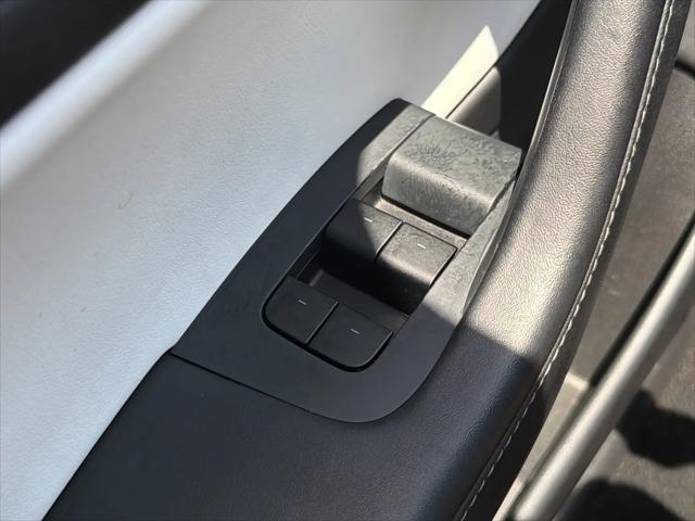 2021 Tesla Model 3 Standard Range Plus Rear-Wheel Drive