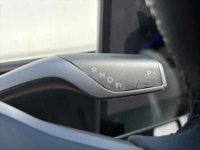 2021 Tesla Model 3 Standard Range Plus Rear-Wheel Drive