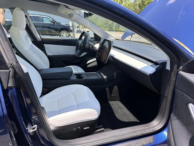 2021 Tesla Model 3 Standard Range Plus Rear-Wheel Drive