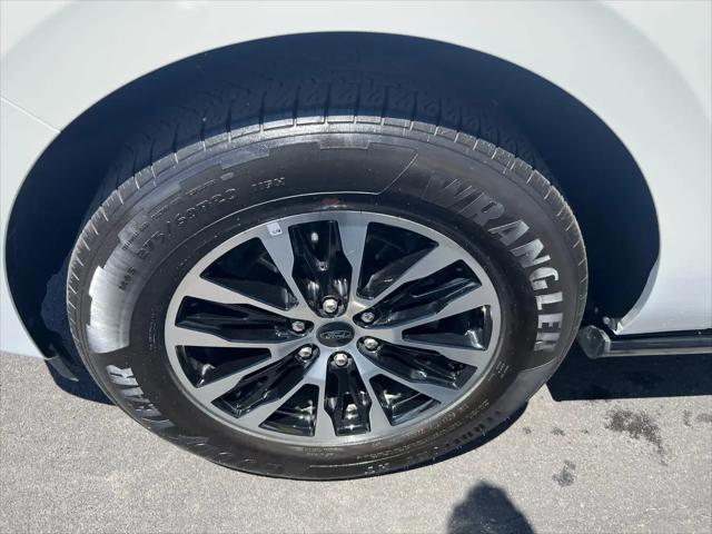 2025 Ford Expedition Platinum MAX