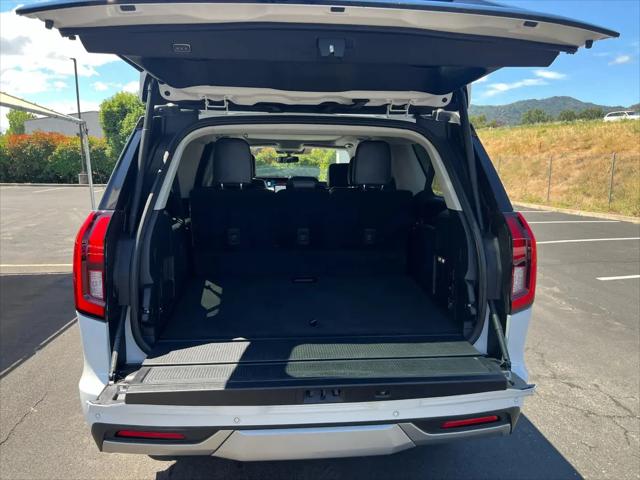 2025 Ford Expedition Platinum MAX