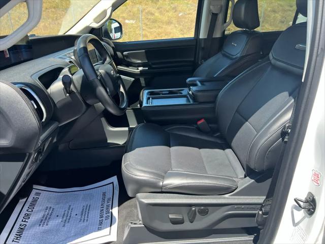 2025 Ford Expedition Platinum MAX