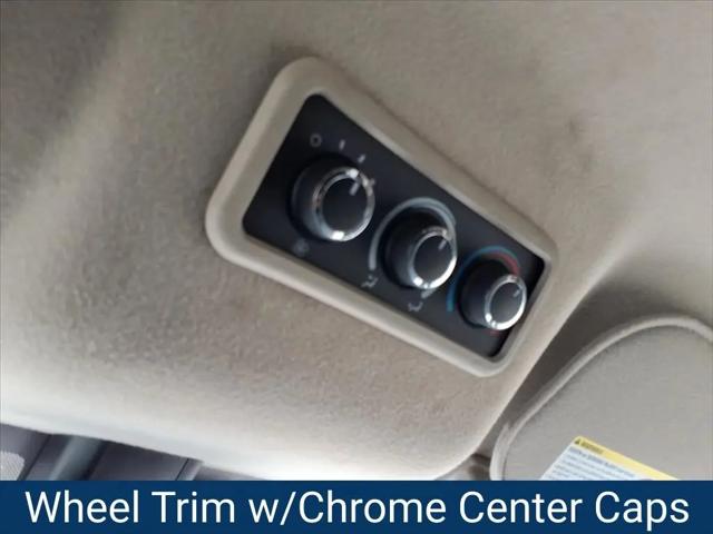 2023 Chevrolet Express Passenger RWD 3500 Extended Wheelbase LT