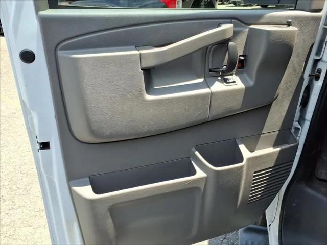 2023 Chevrolet Express Passenger RWD 3500 Extended Wheelbase LT