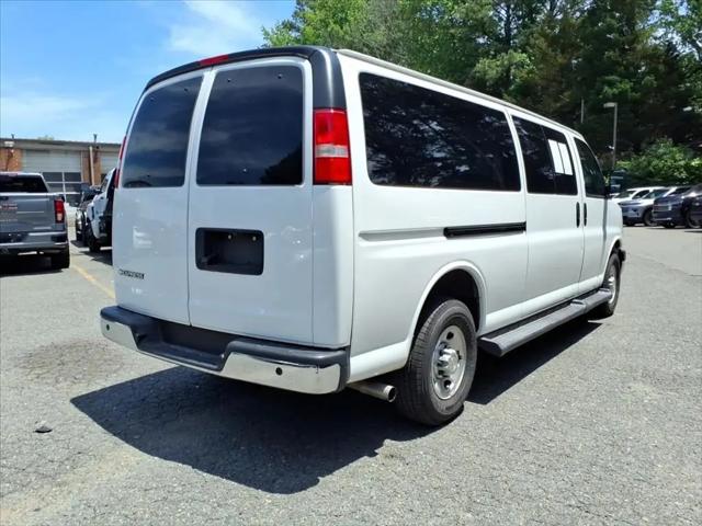 2023 Chevrolet Express Passenger RWD 3500 Extended Wheelbase LT