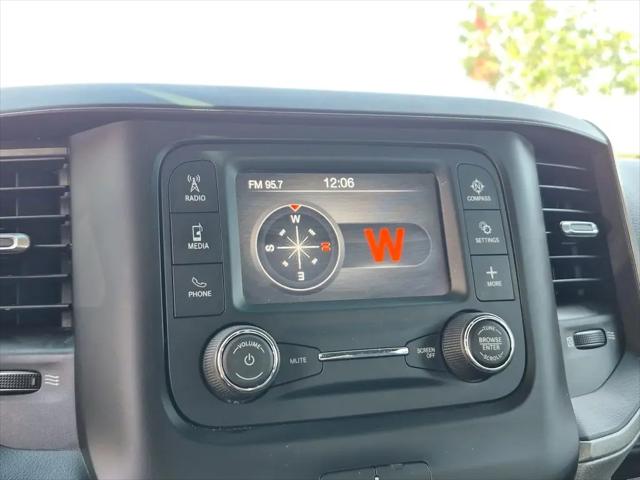 2022 Ram 2500 Tradesman Crew Cab 4x4 8' Box