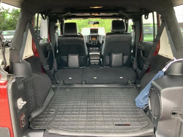 2012 Jeep Wrangler Unlimited Sahara
