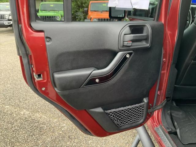 2012 Jeep Wrangler Unlimited Sahara