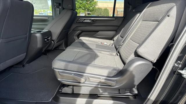 2026 Chevrolet Suburban LS, 4WD