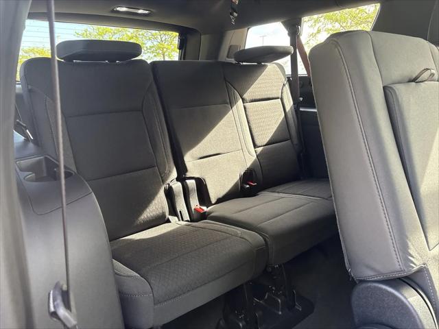 2026 Chevrolet Suburban LS, 4WD
