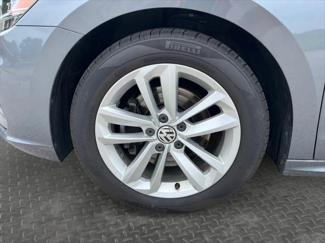 2020 Volkswagen Passat 2.0T SE