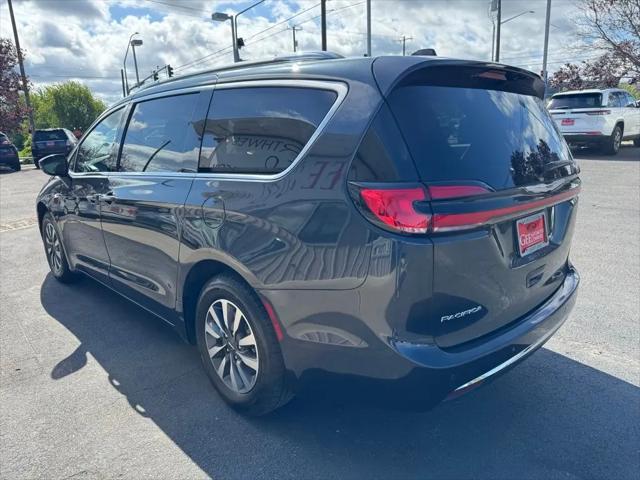 2021 Chrysler Pacifica Touring L