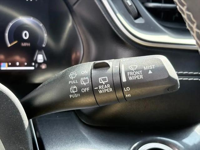 2023 Jeep Grand Cherokee L Altitude 4x4