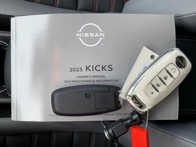 2023 Nissan Kicks SR Xtronic CVT