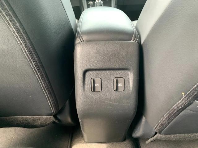 2023 Nissan Kicks SR Xtronic CVT