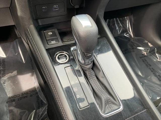 2023 Nissan Kicks SR Xtronic CVT