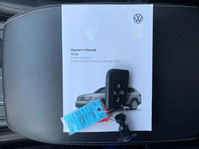 2021 Volkswagen Atlas 3.6L V6 SE w/Technology R-Line
