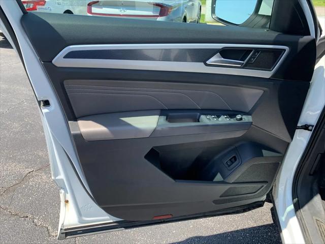 2021 Volkswagen Atlas 3.6L V6 SE w/Technology R-Line
