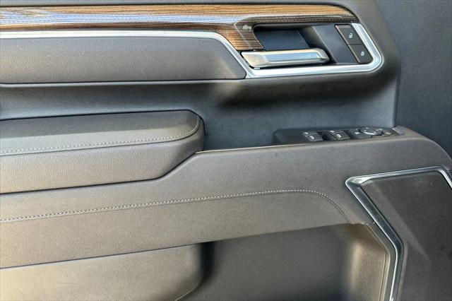 2025 Chevrolet Silverado 2500HD 4WD Crew Cab Standard Bed LT