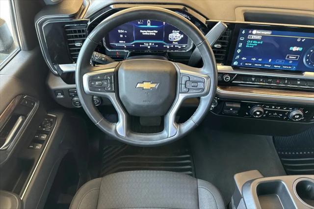 2025 Chevrolet Silverado 2500HD 4WD Crew Cab Standard Bed LT