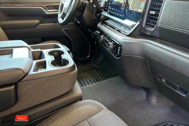 2025 Chevrolet Silverado 2500HD 4WD Crew Cab Standard Bed LT