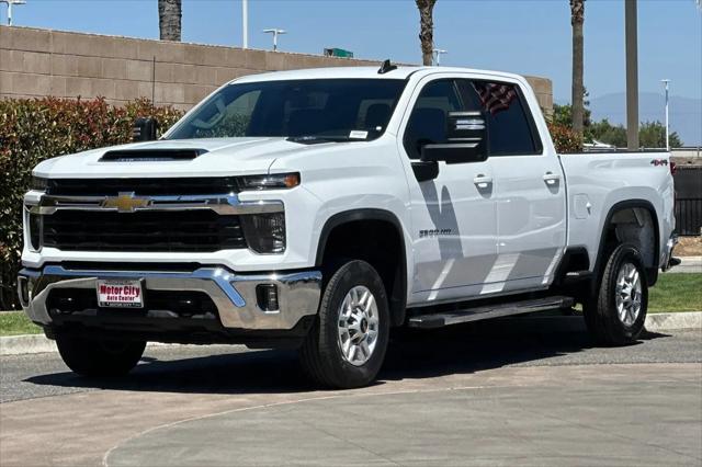 2025 Chevrolet Silverado 2500HD 4WD Crew Cab Standard Bed LT