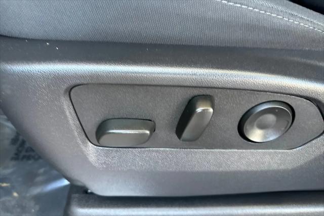 2025 Chevrolet Silverado 2500HD 4WD Crew Cab Standard Bed LT