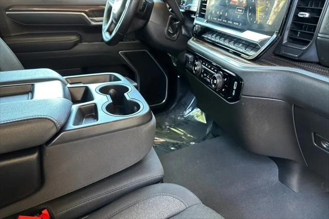 2025 Chevrolet Silverado 2500HD 4WD Crew Cab Standard Bed LT