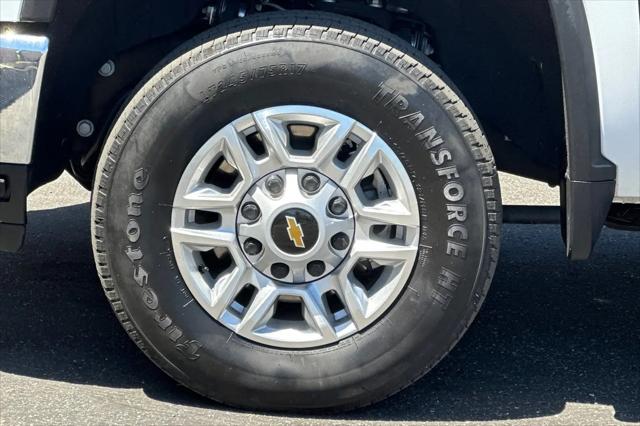 2025 Chevrolet Silverado 2500HD 4WD Crew Cab Standard Bed LT