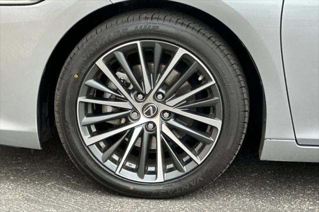 2023 Lexus ES 350 Luxury