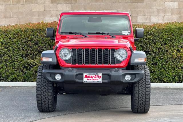 2025 Jeep Wrangler 4-Door Summit 4x4