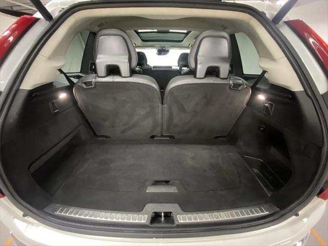 2016 Volvo XC90 Hybrid T8 Inscription