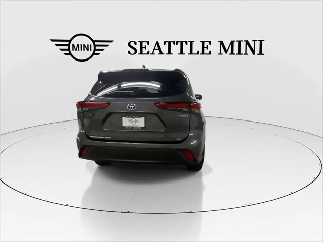 2021 Toyota Highlander Hybrid LE