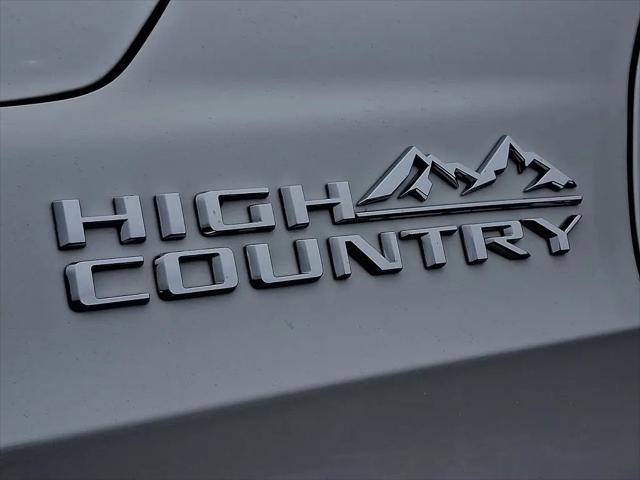2021 Chevrolet Suburban 4WD High Country