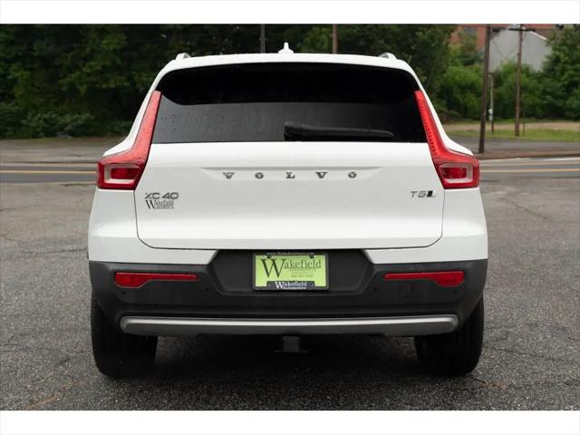 2019 Volvo XC40 T5 Momentum
