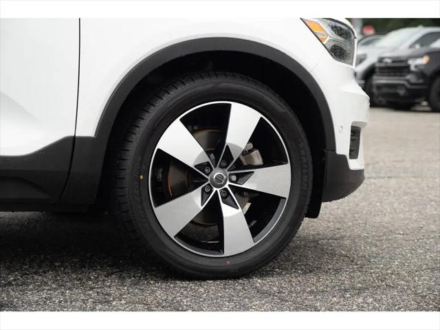 2019 Volvo XC40 T5 Momentum