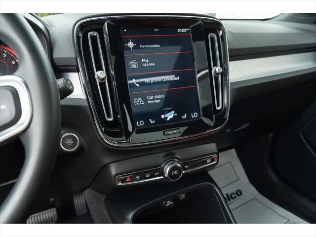 2019 Volvo XC40 T5 Momentum