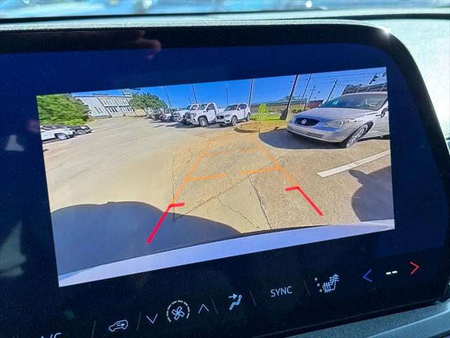 2025 Chevrolet Traverse FWD LT