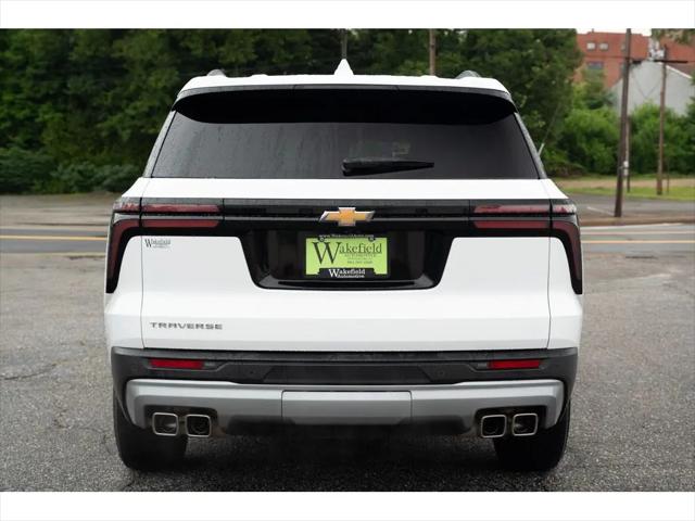 2025 Chevrolet Traverse FWD LT