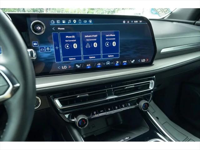 2025 Chevrolet Traverse FWD LT